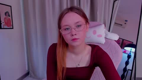 hey there guys im Flora no not the one from WInx. But I love magical stuff and especially I love nature. I dont know I thin online show from 05/08/26, 04:18