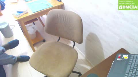 flowerbox online show from 02/16/25, 03:47