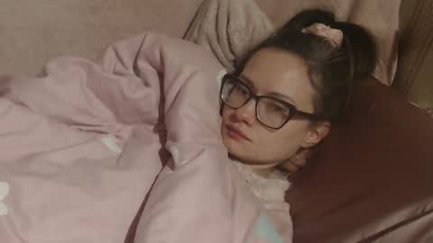 say meow and send tip  online show from 02/12/26, 12:38