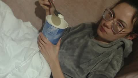 say meow and send tip  online show from 03/15/26, 11:00