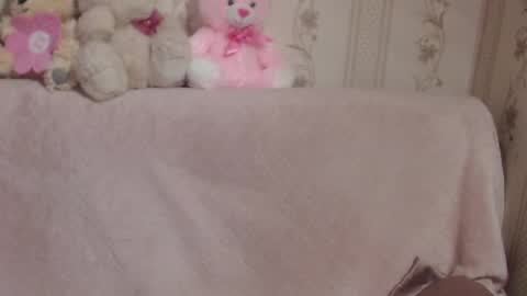 say meow and send tip  online show from 03/24/26, 10:20