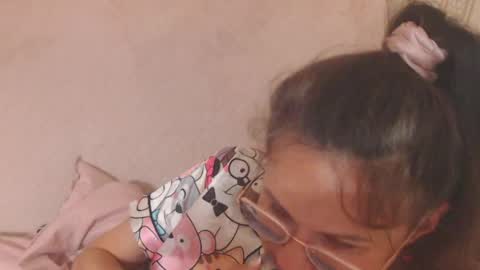say meow and send tip  online show from 05/17/26, 05:31