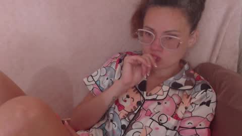 say meow and send tip  online show from 05/24/26, 07:46