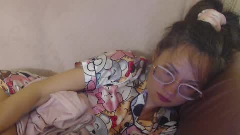 say meow and send tip  online show from 05/27/26, 08:39