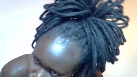 flowerdiva002 online show from 01/06/26, 02:54