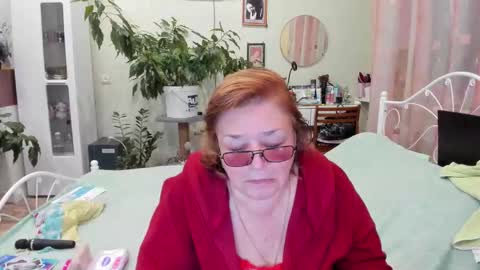 Snapshot of flowerlover8 chatting on 09/14/25, 05:56 Flowerlower online show from 09/14/25, 05:56