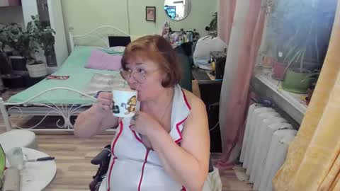 Flowerlower online show from 02/13/26, 06:48