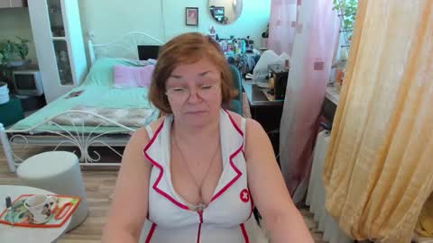 Flowerlower online show from 02/15/26, 07:05