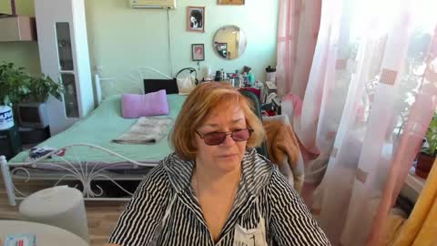 Flowerlower online show from 04/09/26, 06:41