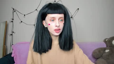 Flower online show from 10/01/25, 02:45