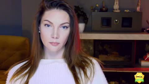 Snapshot of flowerr_powerr chatting on 03/05/25, 08:42 Katrin online show from 03/05/25, 08:42