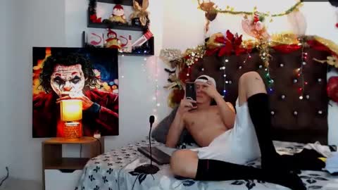 flowers109 online show from 12/27/24, 12:50