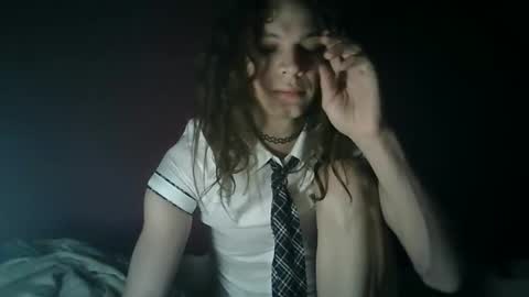 Snapshot of flowpinou chatting on 09/24/25, 12:47 Emmy online show from 09/24/25, 12:47