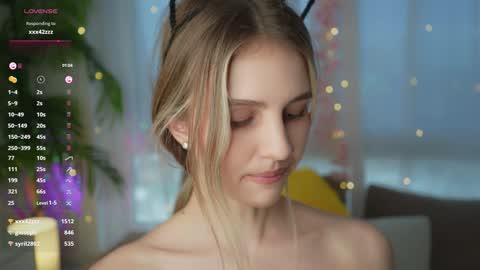 Adeline online show from 12/23/24, 11:25