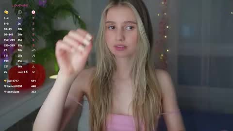 Adeline online show from 02/12/25, 02:43