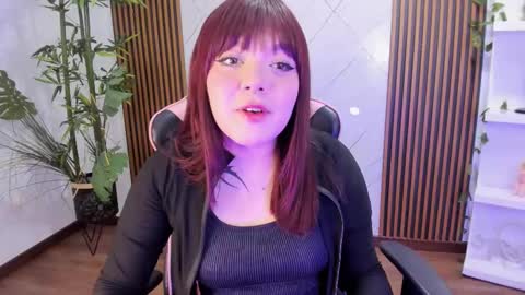  FLUFFY BUBBLE  online show from 02/12/25, 04:12