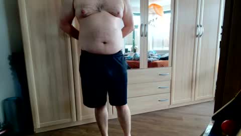 fluffybutt_ online show from 06/13/26, 05:16