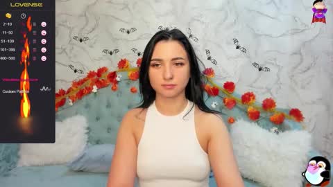 Lina online show from 10/27/25, 11:52