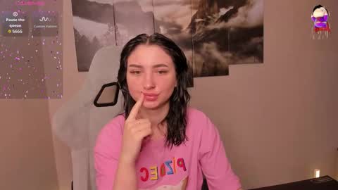 Lina online show from 03/02/26, 01:41