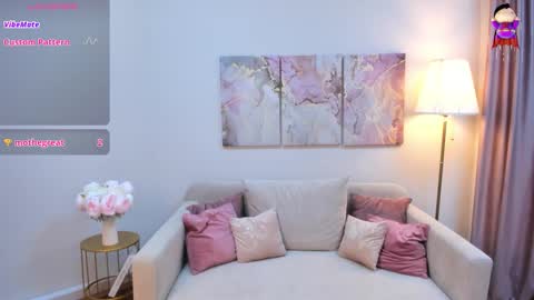 Lina online show from 03/26/26, 11:43