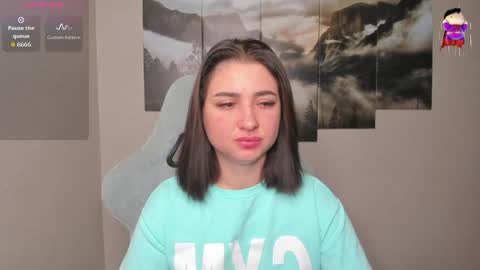 Lina online show from 04/29/26, 12:48