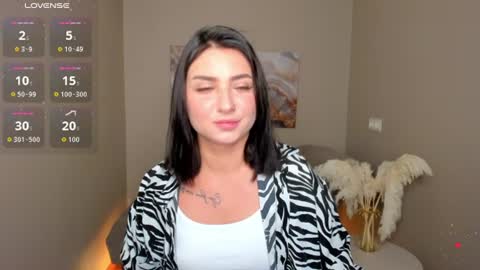 Lina online show from 07/21/26, 12:02