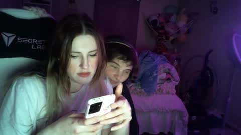 Flux online show from 12/22/25, 02:25