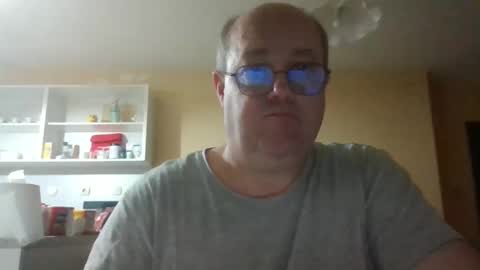 VIP Magnolia online show from 04/19/26, 09:06