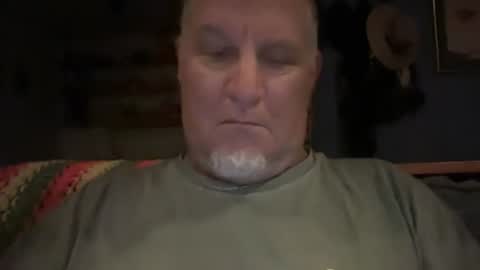 Snapshot of fnkywht60smthng_ chatting on 07/10/26, 11:24 fnkywht60smthng_ online show from 07/10/26, 11:24