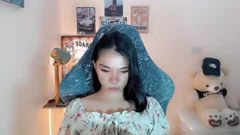 Snapshot of foeheart chatting on 12/08/24, 01:36 Foe online show from 12/08/24, 01:36