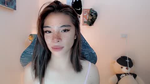 Snapshot of foeheart chatting on 01/15/25, 02:38 Foe online show from 01/15/25, 02:38