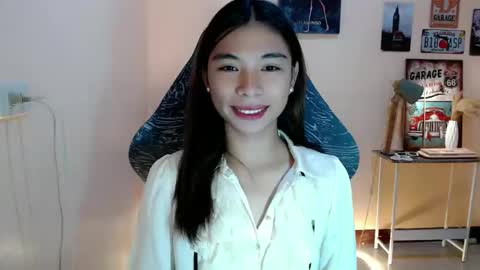 Snapshot of foeheart chatting on 10/12/25, 05:28 Foe online show from 10/12/25, 05:28