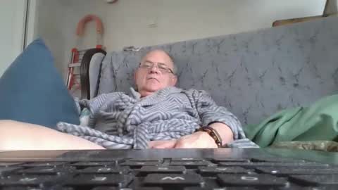 fofodi online show from 04/09/26, 08:09