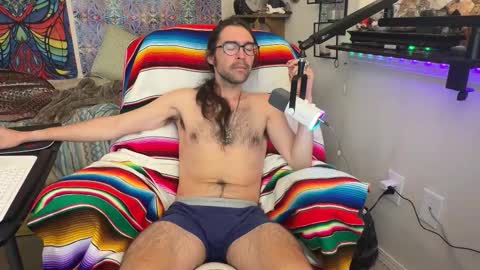 Snapshot of folkemord69 chatting on 10/24/25, 09:17 Chris online show from 10/24/25, 09:17