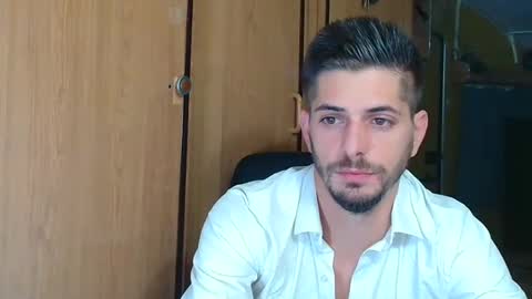 independent model online show from 09/15/25, 06:30