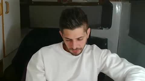 independent model online show from 11/06/25, 03:35