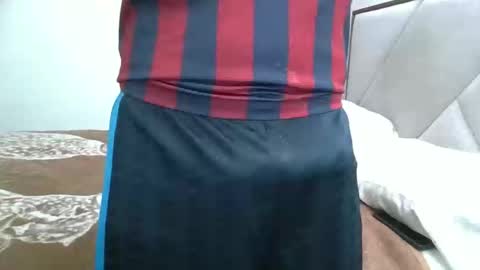 fonzi_flores online show from 10/19/25, 09:32