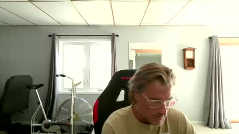 foodforcatfists online show from 02/12/26, 08:37