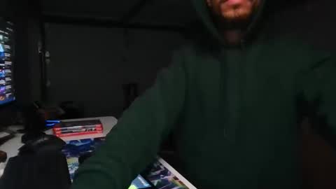 Snapshot of foodyloves126 chatting on 02/02/26, 06:56 foodyloves126 online show from 02/02/26, 06:56