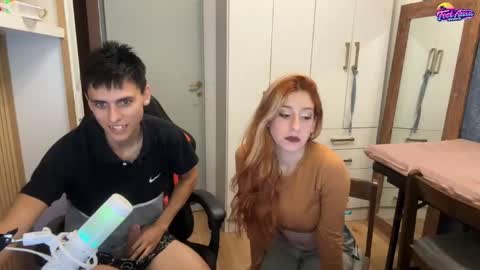 footaurastudio online show from 05/14/26, 02:40
