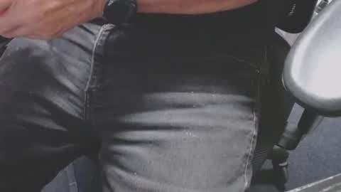 Snapshot of footman669 chatting on 10/13/25, 07:36 Foot online show from 10/13/25, 07:36