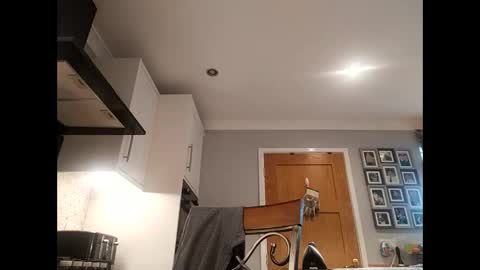 Snapshot of footworshiper2211 chatting on 11/05/25, 11:32 footworshiper2211 online show from 11/05/25, 11:32