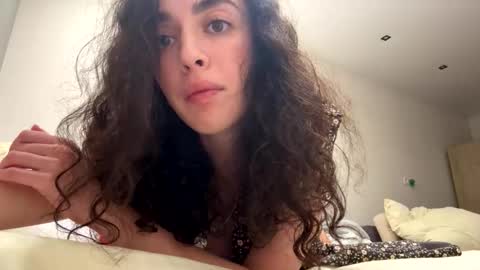 Snapshot of forbiddennvelvet chatting on 10/25/25, 08:14 forbiddennvelvet online show from 10/25/25, 08:14