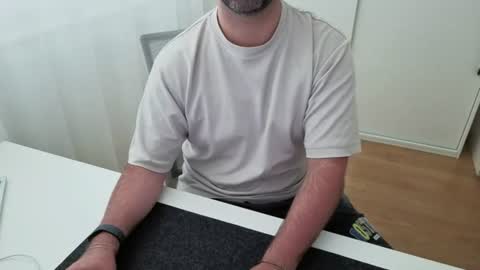 Forbidden Shape online show from 07/07/26, 02:32
