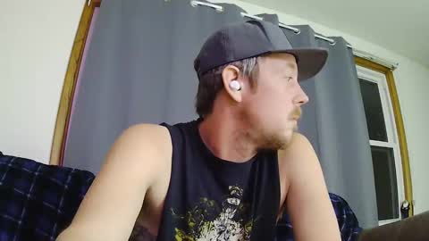 m online show from 12/12/24, 01:43