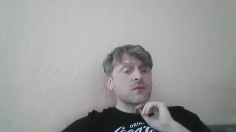 forgotten_lover online show from 04/24/26, 08:39