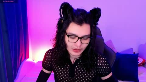 Yukio online show from 04/12/26, 08:58