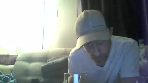 fouraide42 online show from 12/13/24, 07:15