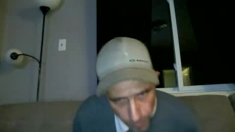 Snapshot of fouraide42 chatting on 12/20/24, 04:42 fouraide42 online show from 12/20/24, 04:42