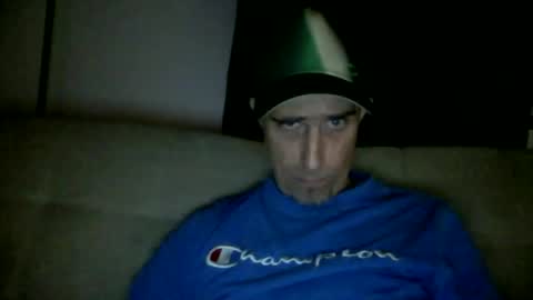 Snapshot of fouraide42 chatting on 12/26/24, 02:01 fouraide42 online show from 12/26/24, 02:01